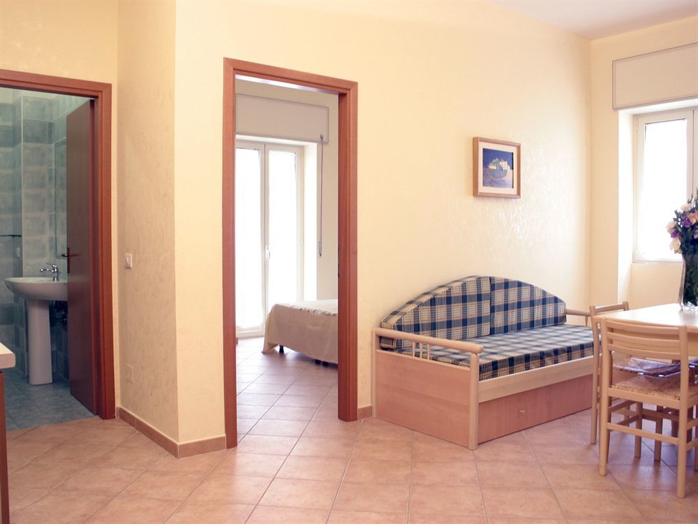 Fontana Vecchia Aparthotel