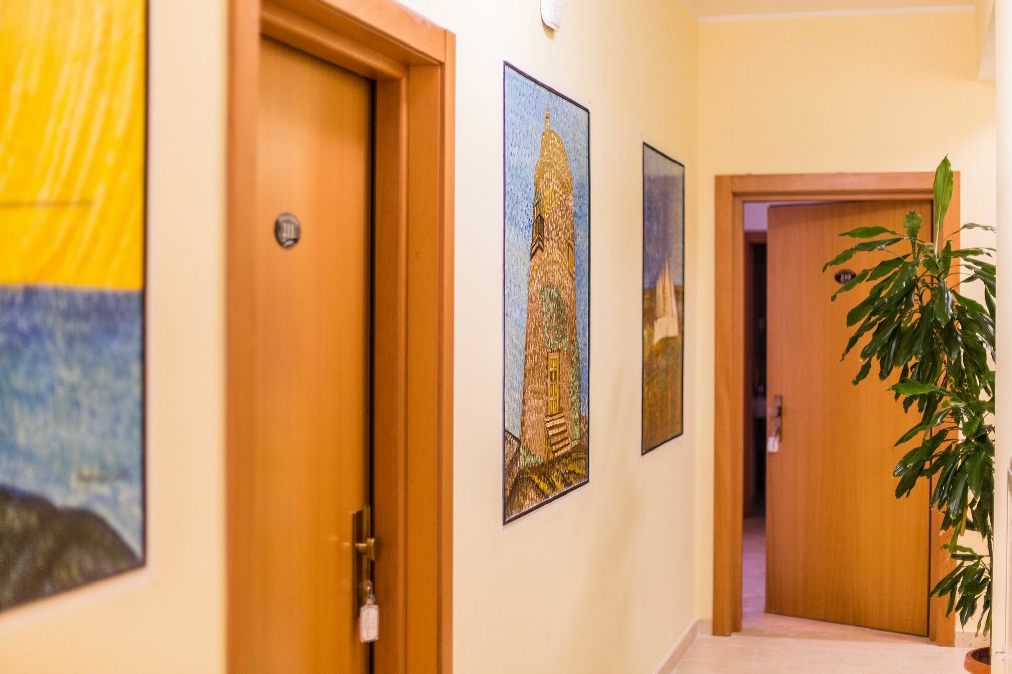 Fontana Vecchia Aparthotel